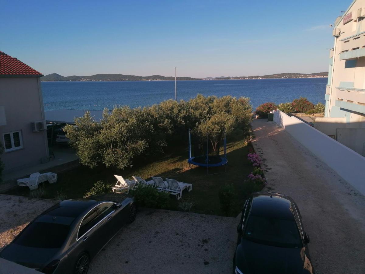 Apartmani Vinko Bibinje Exteriér fotografie