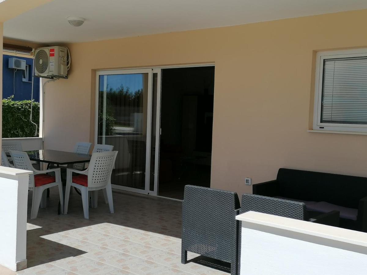 Apartmani Vinko Bibinje Exteriér fotografie