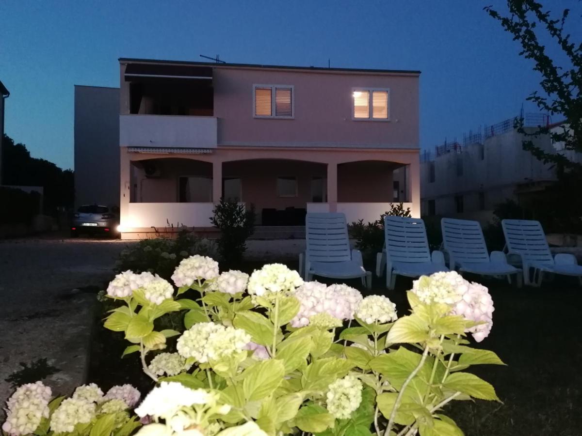 Apartmani Vinko Bibinje Exteriér fotografie