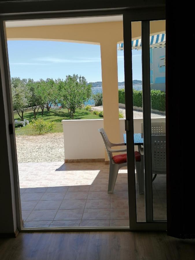 Apartmani Vinko Bibinje Exteriér fotografie