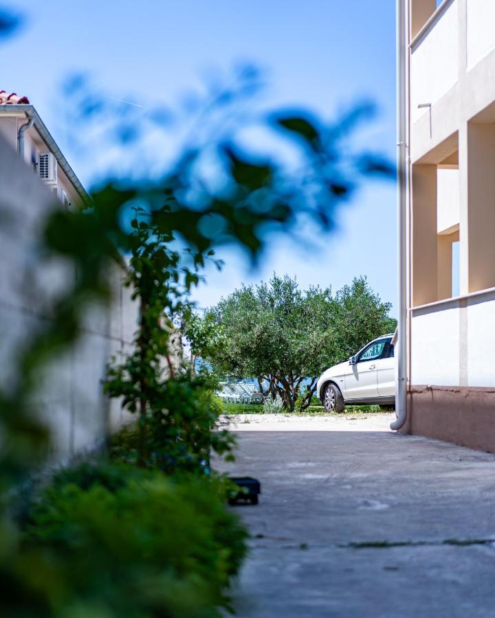 Apartmani Vinko Bibinje Exteriér fotografie